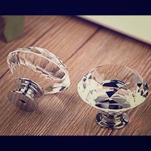 Glass knobs with screws. Set of 10